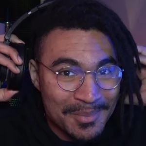 JayMoji - Adderess, Bio, Birthdate, Family, Wiki & More