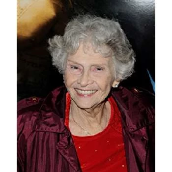 Jeanette Miller - Age, Bio, Birthdate, Family, Networth & More