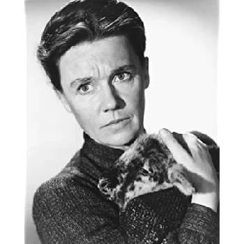 Jeanette Nolan - Birthplace, Bio, Wiki, Birthday, Family, Networth & More