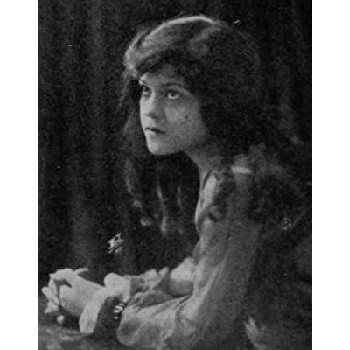 Jeanette Rutland - Age, Bio, Birthdate, Family, Networth & More