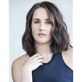 Jeanna de Waal - Biography, Birthdate, Family, Networth & More