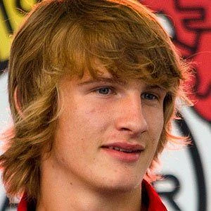 Tin Jedvaj - Biography, Birthday, Wiki, Family, Networth & More