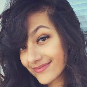 Jelina - Adderess, Bio, Birthdate, Family, Wiki & More