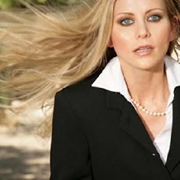 Jen Graham - Age, Bio, Birthdate, Family, Networth & More