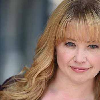 Jen Lyon - Age, Bio, Birthdate, Family, Networth & More