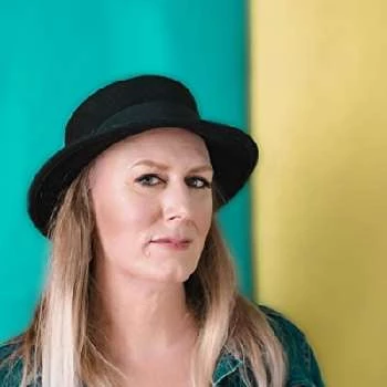 Jen Winslow - Age, Bio, Birthdate, Family, Networth & More