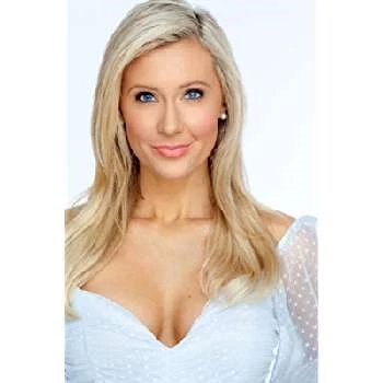 Jenelle McKee - Age, Bio, Birthdate, Family, Networth & More