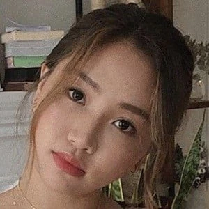 Pumpkin Jenn - Family, Bio, Birthday, Family, Income & More