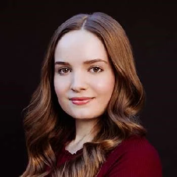 Jennifer Ashley Snow - Age, Bio, Birthdate, Family, Networth & More