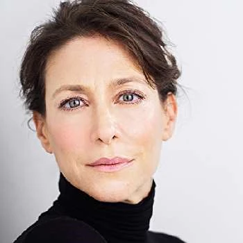 Jennifer Riker - Age, Bio, Career, Family, Wiki, Networth & More