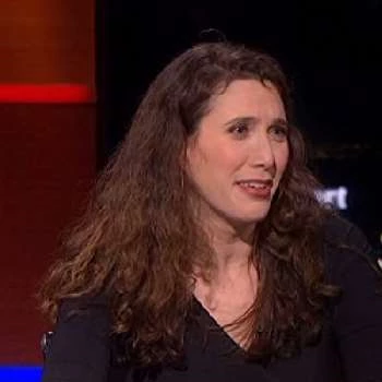 Jennifer Senior - Age, Bio, Birthdate, Family, Networth & More