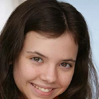 Jennifer Smart - Networth, Bio, Birthdate, Age, Family & More