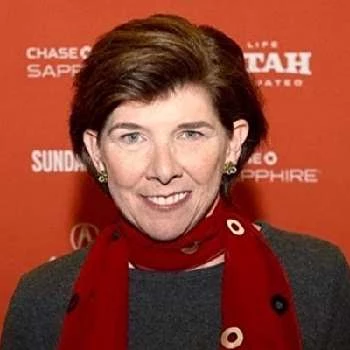 Jenny Mackenzie - Age, Bio, Birthdate, Family, Networth & More