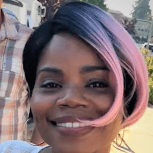 Kelly Jenrette Biography