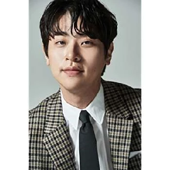 Jeong Min Park Biography