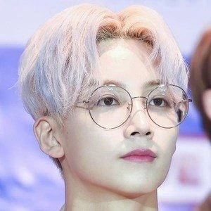 Jeonghan - Family, Bio, Birthday, Family, Income & More