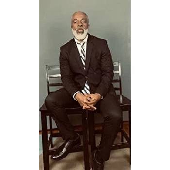 Jeorge Bennett Watson - Family, Bio, Birthday, Family, Income & More