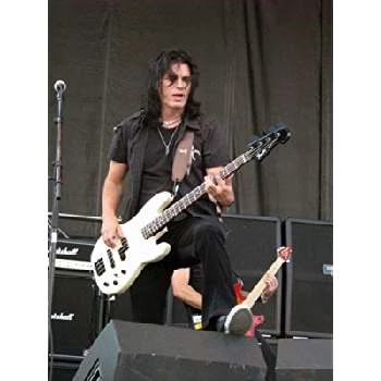 Jerry Dixon Biography