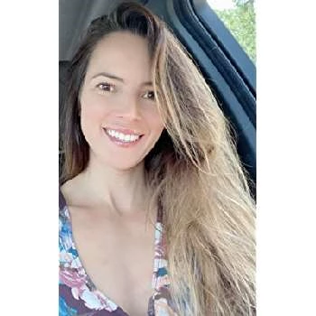 Jessica Bay - Age, Bio, Birthdate, Family, Networth & More