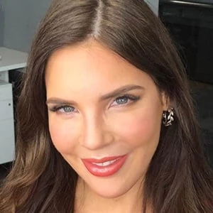 Tracey Jewel Biography