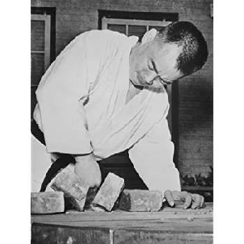 Jhoon Rhee Biography