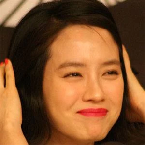 Song Ji-hyo - Family, Bio, Birthdate,Age, Networth , Wiki& More