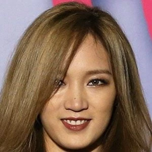 Meng Jia - Networth, Biography, Birthdate, Family & More