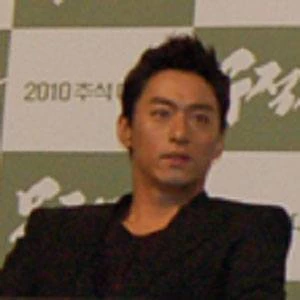 Joo Jin-mo Biography