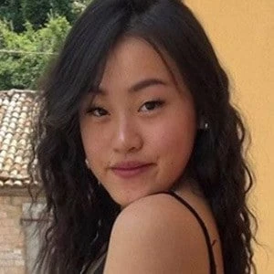 Jingherly - Networth, Bio,Birthdate, Family, Wiki & More