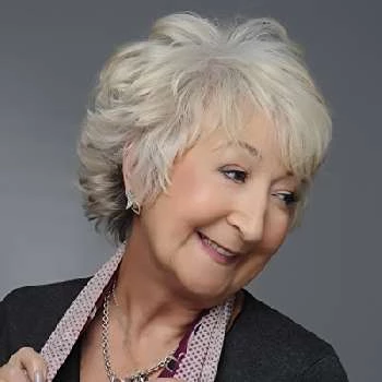 Jo Cameron Brown - Age, Bio, Birthdate, Family, Networth & More