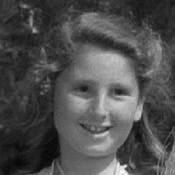 Joan Delmer - Biography, Birthday, Wiki, Family, Networth & More