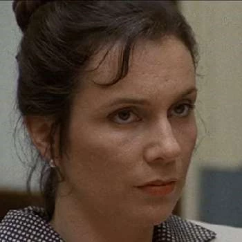 Joan Foley - Age, Bio, Birthdate, Family, Networth & More