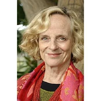 Joan MacIntosh Biography