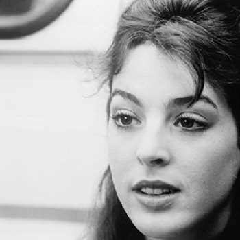 Jodi Thelen Biography