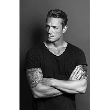 Joel Kinnaman Biography