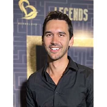 Joey Heyworth Biography
