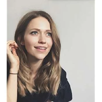 Johanna Braddy - Birthplace, Bio, Wiki, Birthday, Family, Networth & More