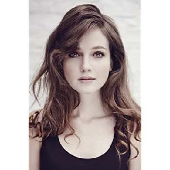 Johanna Smitz - Age, Bio, Birthdate, Family, Networth & More