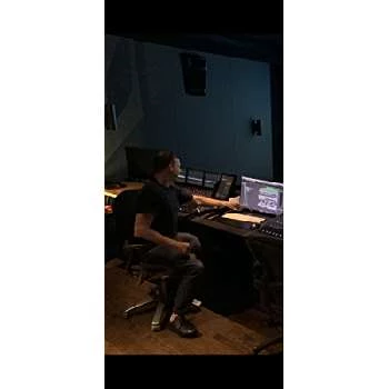 Johnnie Burn - Age, Bio, Birthdate, Family, Networth & More