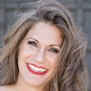 Dani Johnson Biography