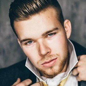 Jamie Johnson Biography