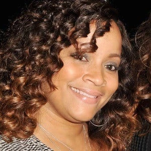 Simone Smith Biography