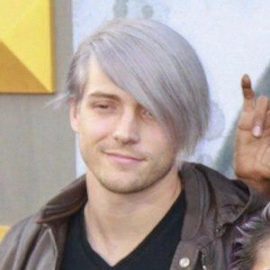 Wesley Johnson Biography