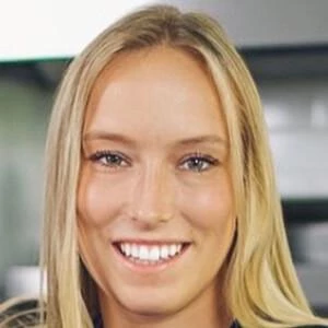 Ashley Johnston - Parents, Networth, Bio, Birthdate, Family Wiki & More