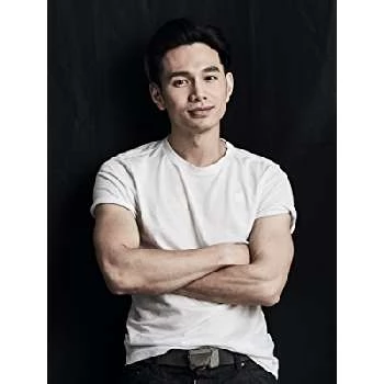Jonathan Chee Hynn Wong Biography
