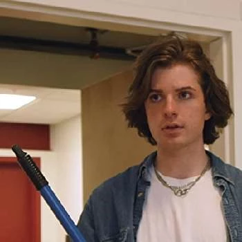 Jonathan Young - Age, Bio, Birthdate, Family, Networth & More