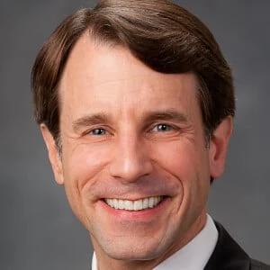 Dave Jones - Family, Bio, Birthday, Family, Income & More