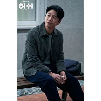 Joon-Won Jung - Age, Bio, Birthdate, Family, Networth & More