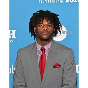 Jordan Gomes - Age, Bio, Birthdate, Family, Networth & More