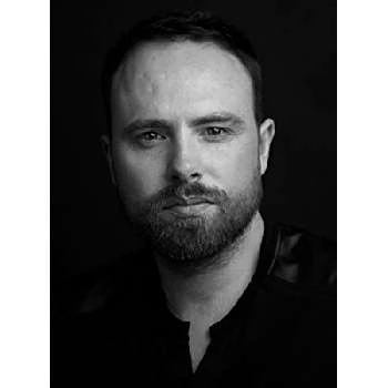 Jordon Hodges Biography